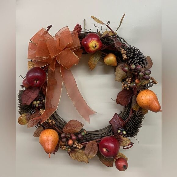 Fall wreath.  Inv 158 - Picture 1 of 1